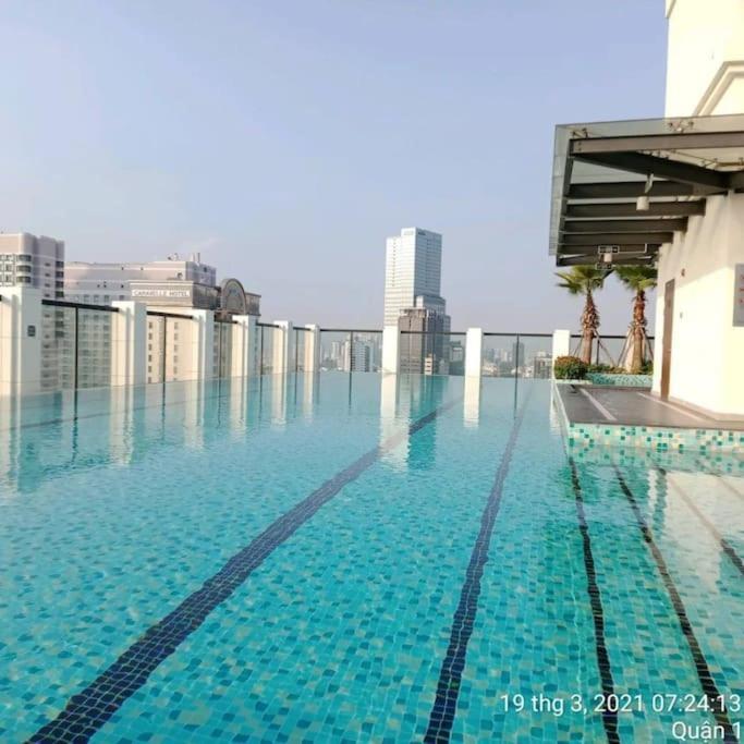 The Rixx Lovely Apartment@D1/Pool/Gym/Netflix Ho Chi Minh City Exterior photo